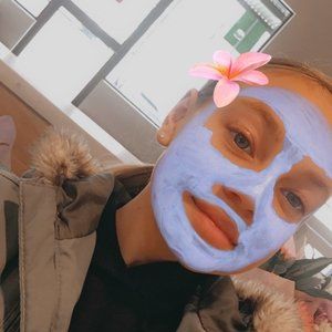 Meet your Posher, Jenna